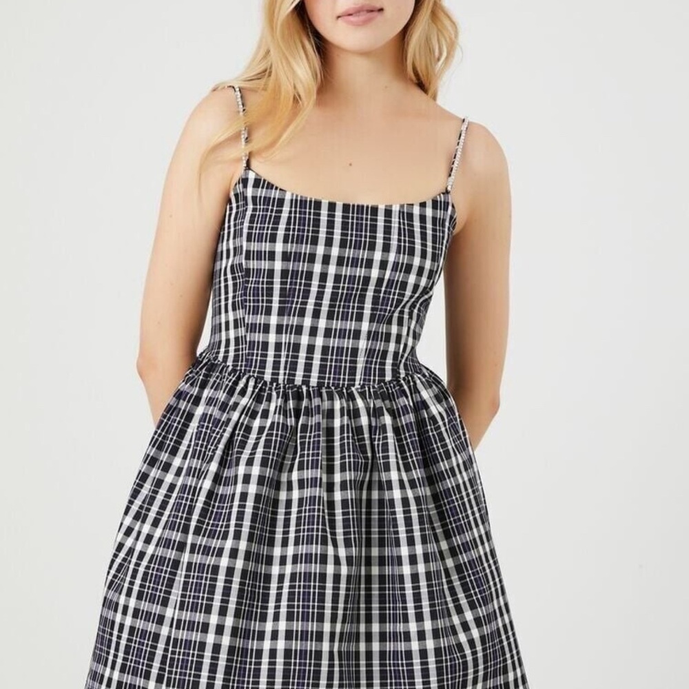 NWT NEVER WORN Women’s Plaid Fit & Flare Cami Dress FOREVER 21 Size: Small